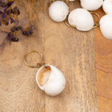 WHITE CONCH SHEL KEYCHAIN - Image 2