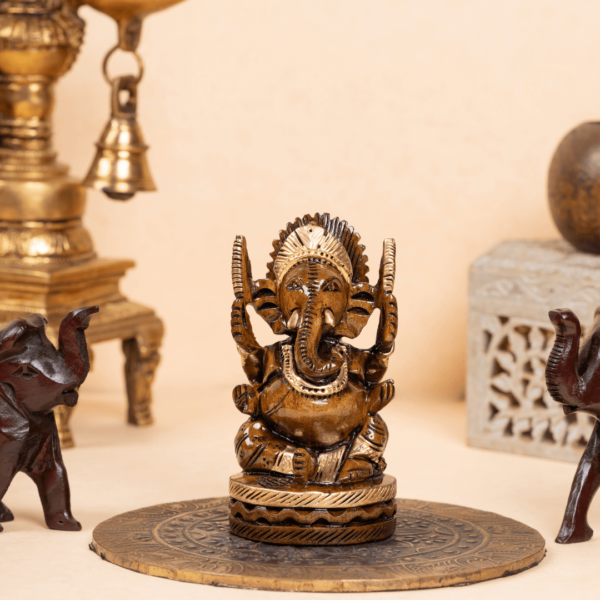 https://suryaarthandicrafts.com/wp-content/uploads/2024/12/WOODEN-FAIN-OPEN-POLISH-GANESH-5-600x600.png