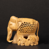 WOODEN JALI FAMALIY ELEPHANT